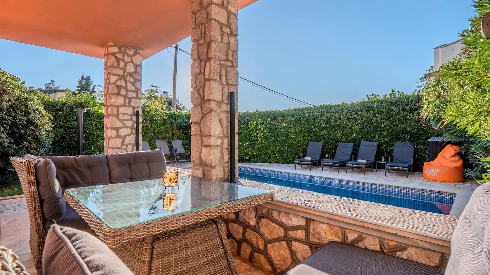 Villa Badi Malinska 0*,  Croatia